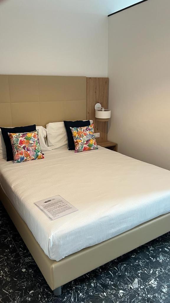 Bluripa Guest House جنوة المظهر الخارجي الصورة