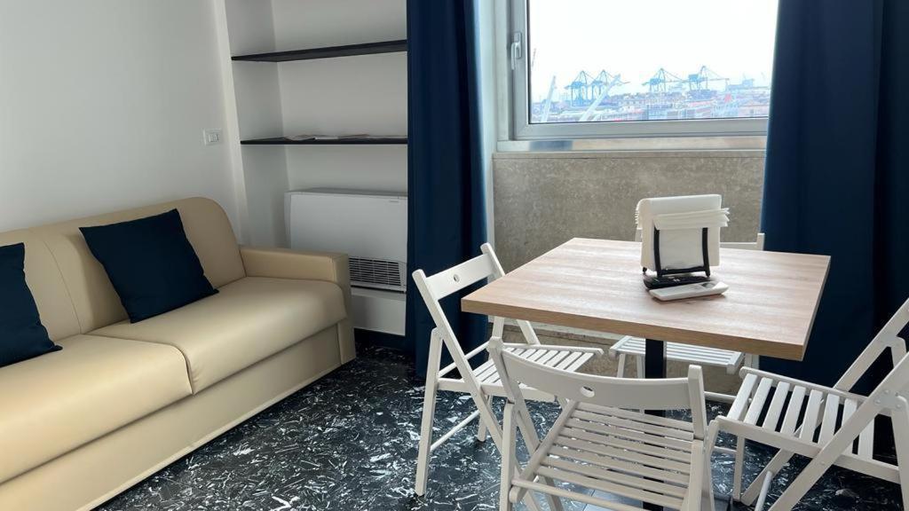 Bluripa Guest House جنوة المظهر الخارجي الصورة