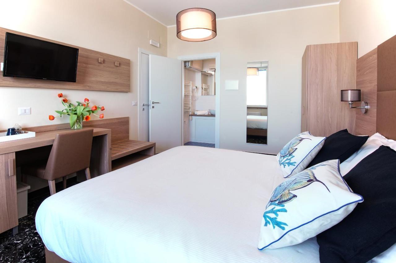Bluripa Guest House جنوة المظهر الخارجي الصورة